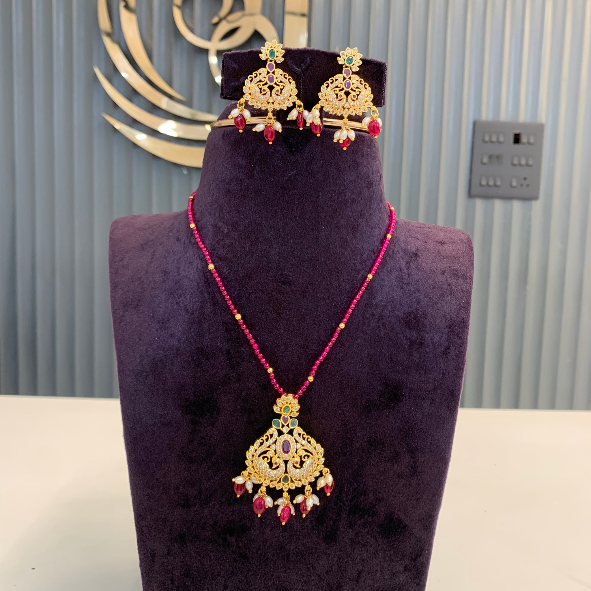 Simple beads set