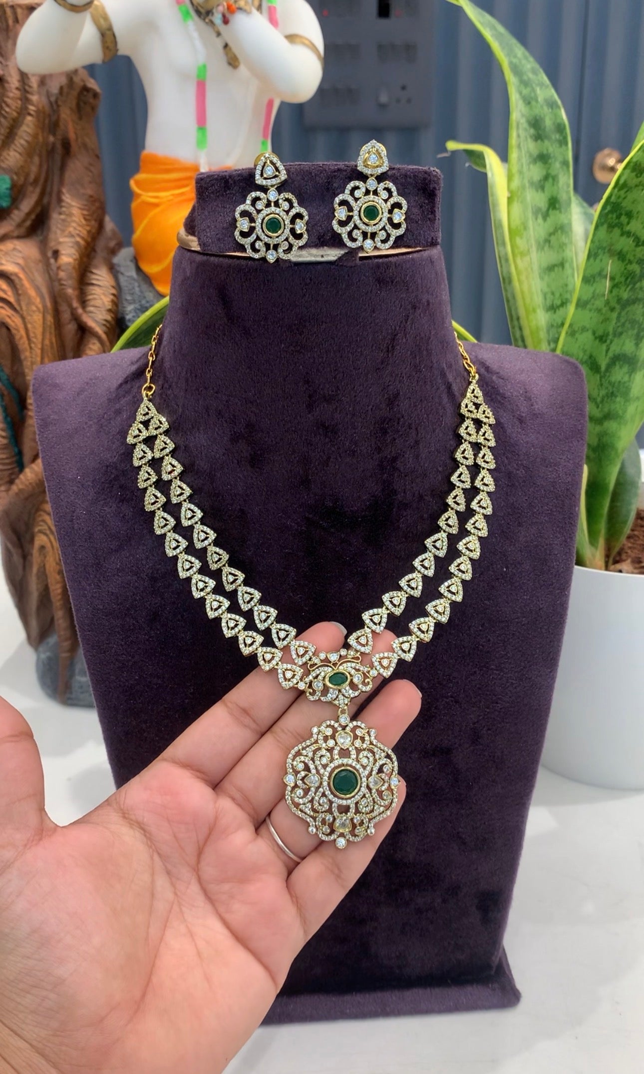 Beautiful green stone necklace