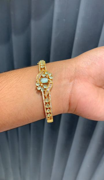 Beautiful bracelet free size