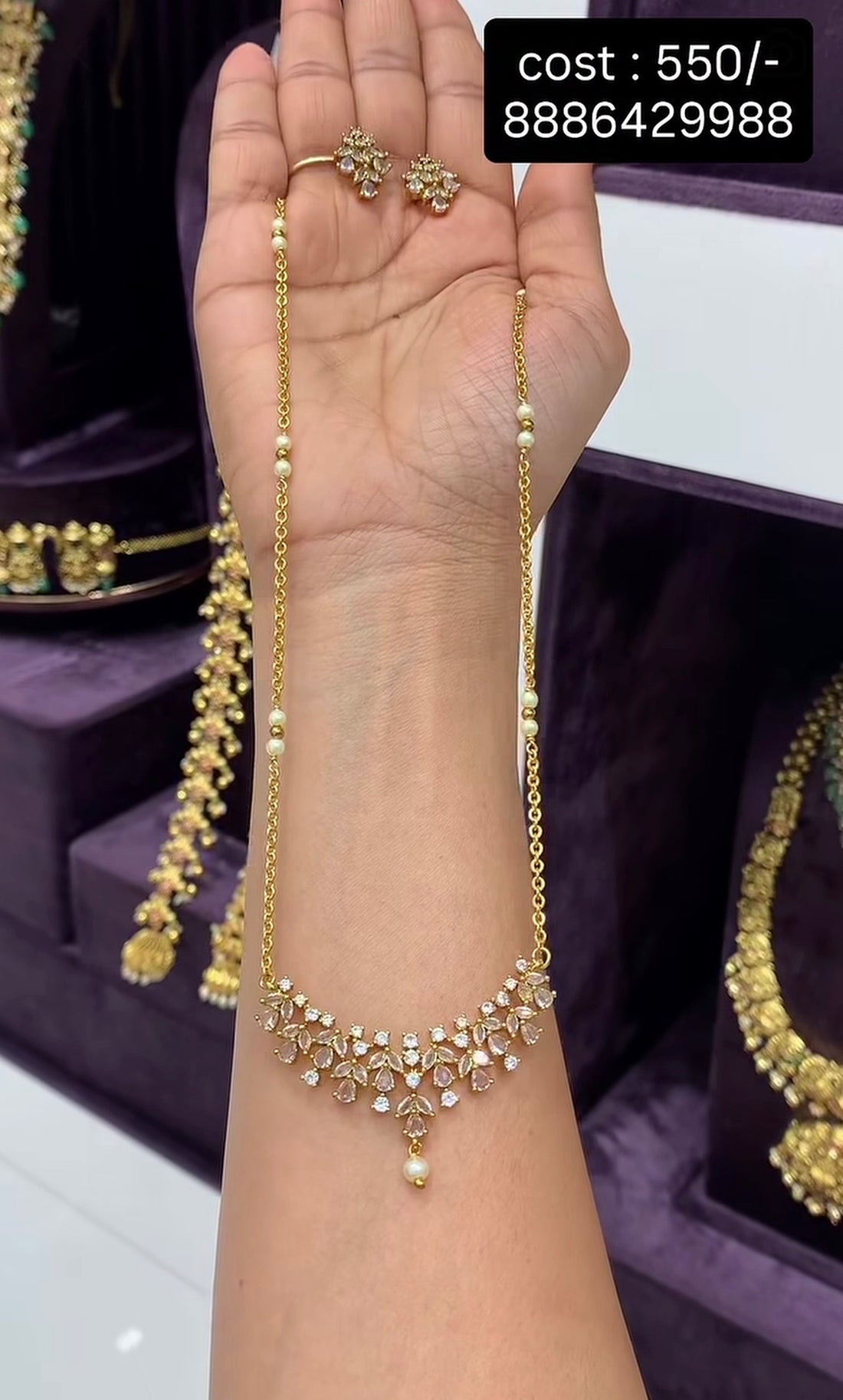 Beautiful Locket With chandraharam chain 18 inch