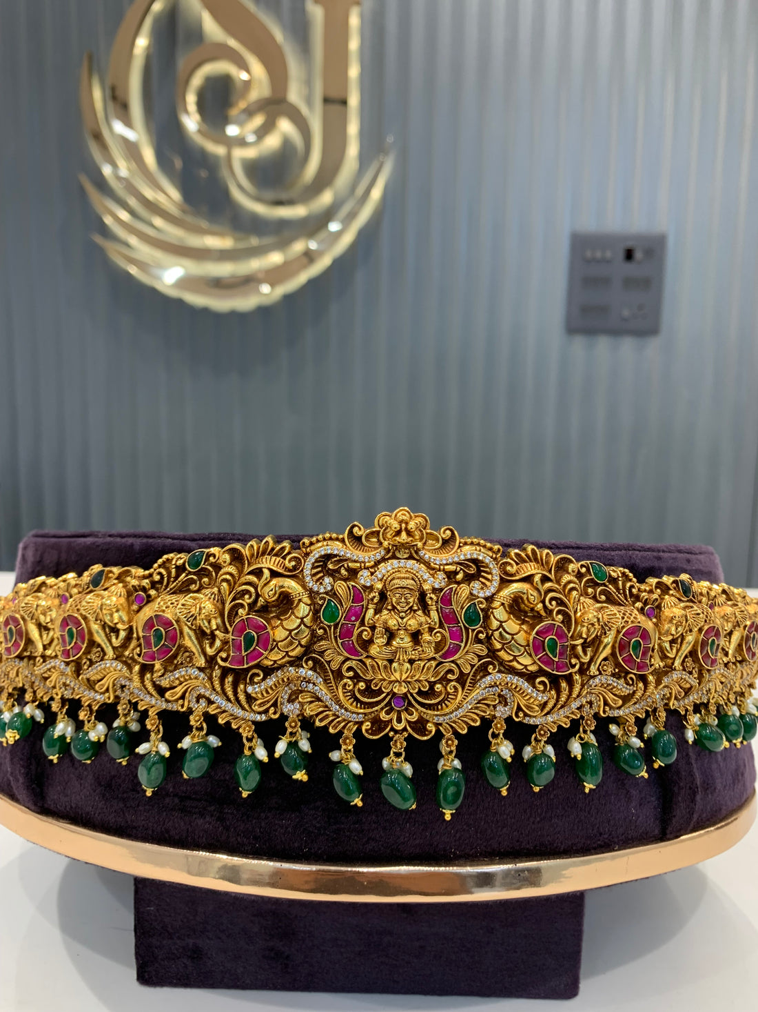 Beautiful jadav 3D Nakshi vaddanm