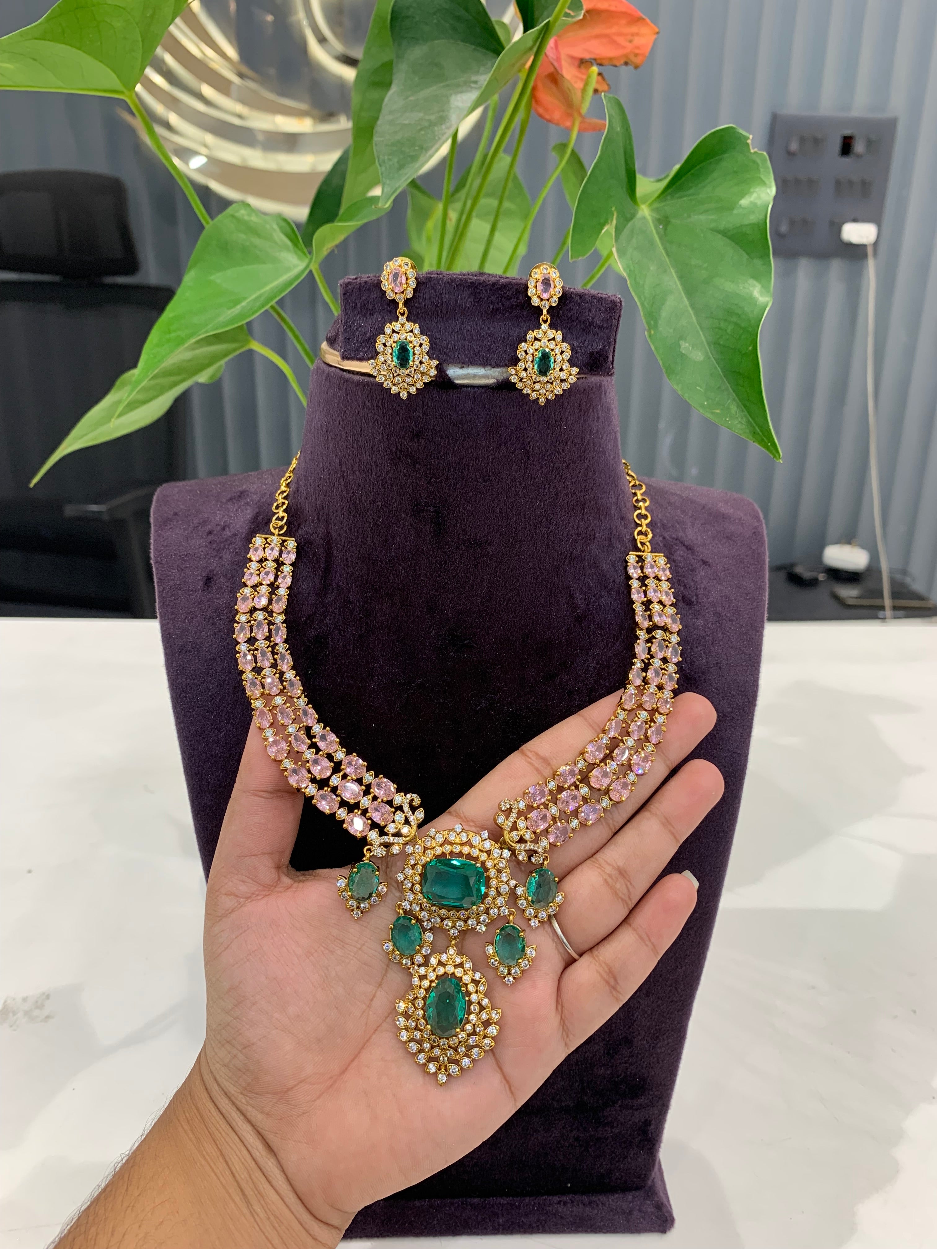 Beautiful trendy necklace
