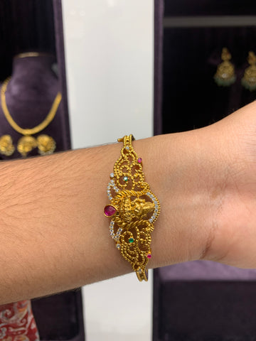 Beautiful bracelet free size