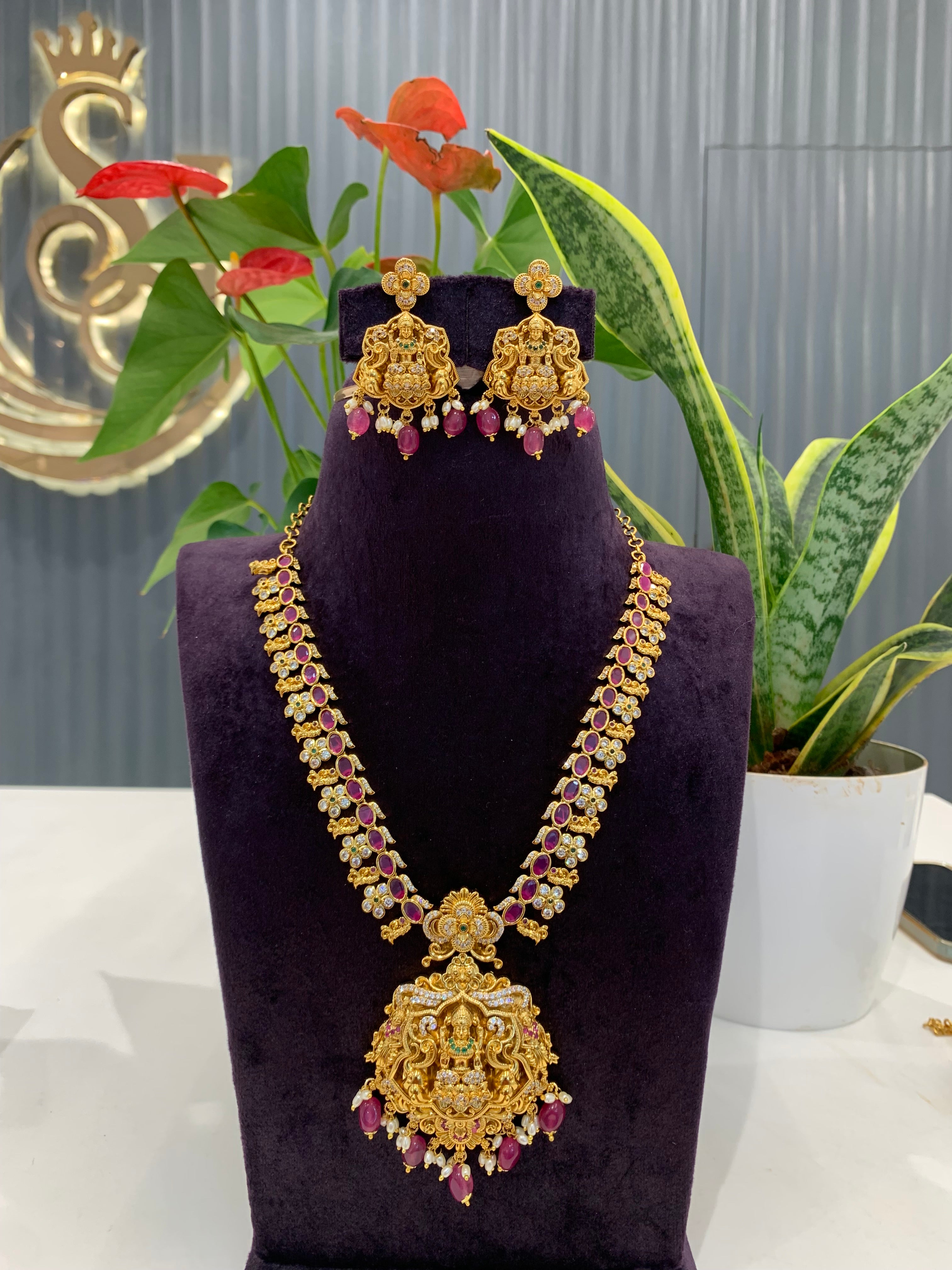 Beautiful nakshi necklace