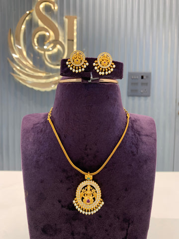 Beautiful simple necklace
