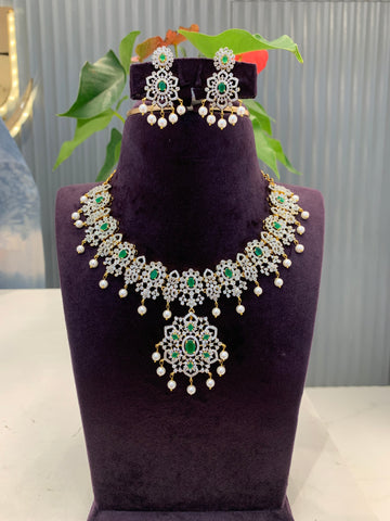 Beautiful Green stone GJ polish Necklace