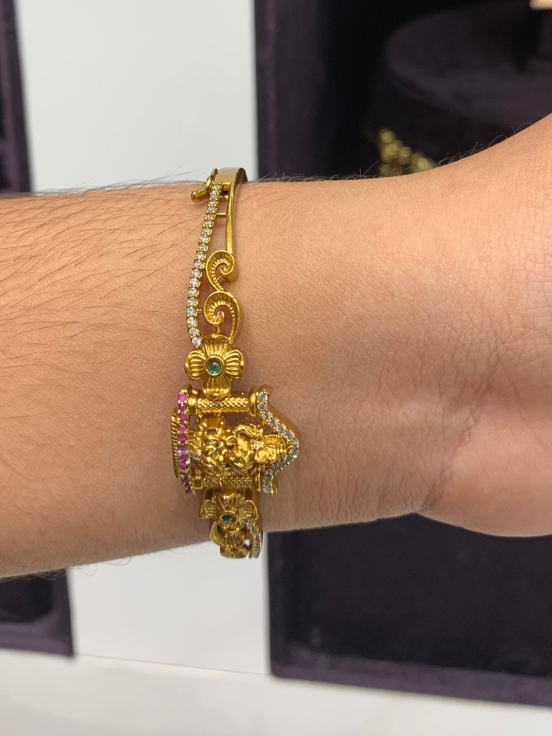 Beautiful free size bracelet