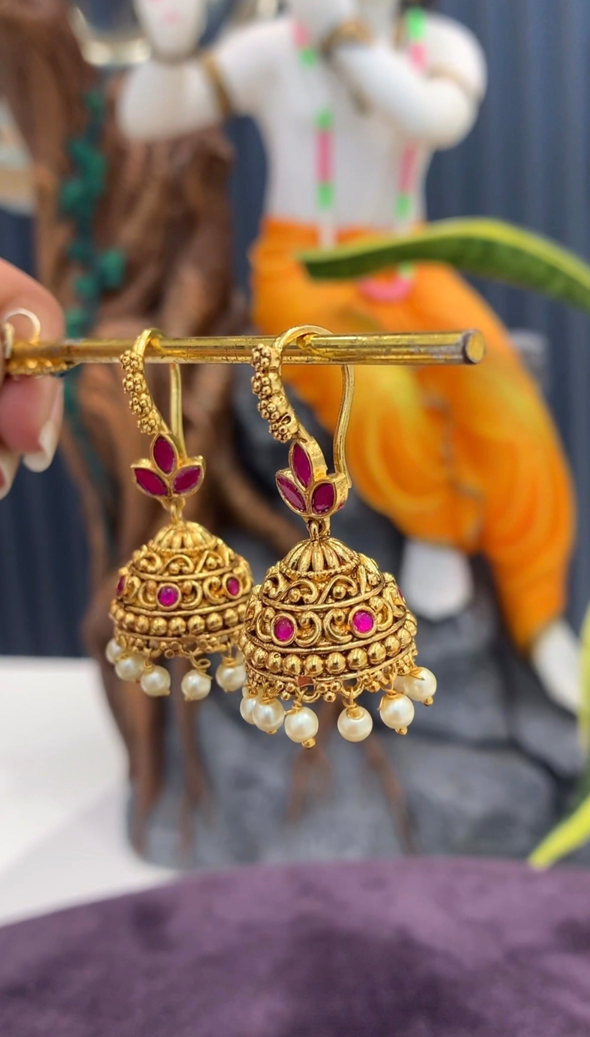 Beautiful jadav jumkies (hangings style )