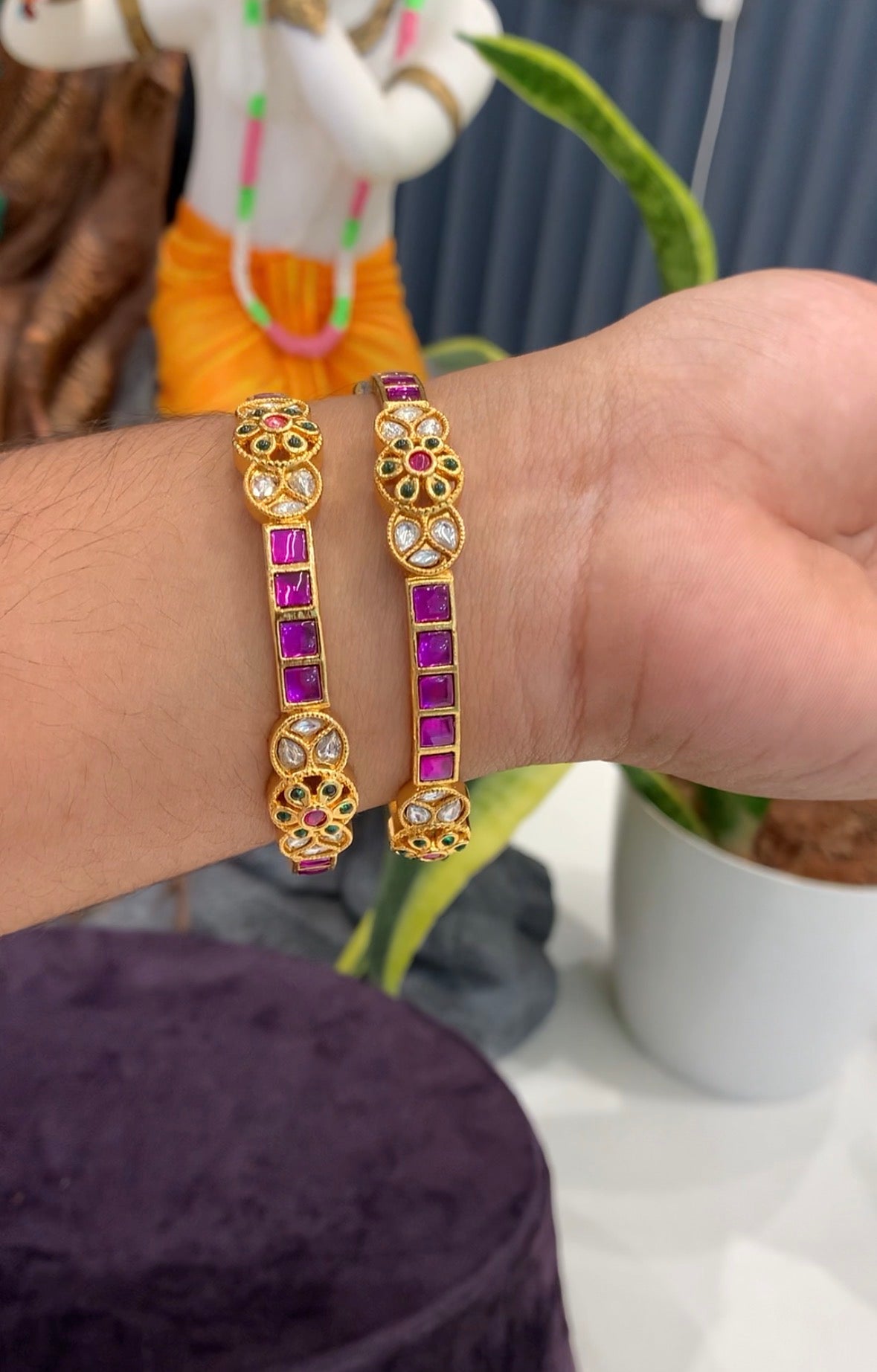 Beautiful jadav bangles set of 2