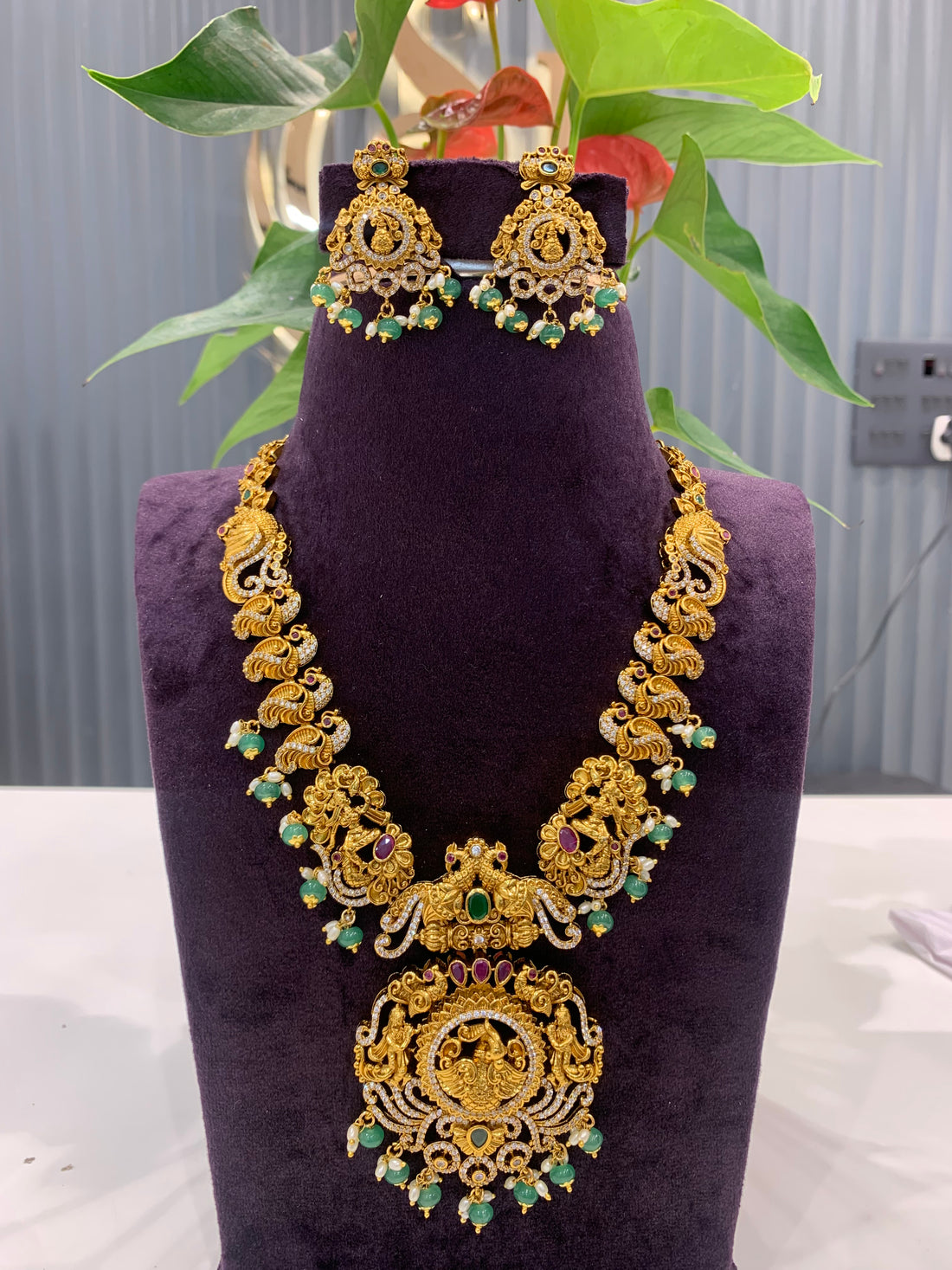 Beautiful nakshi necklace