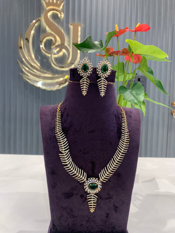 Beautiful nd stylish necklace