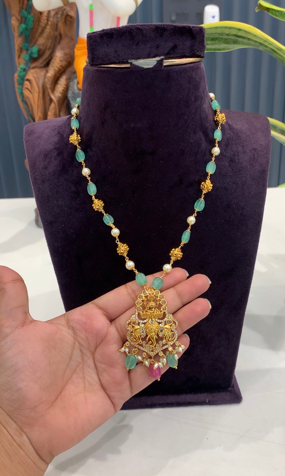 Beautiful customised beads set