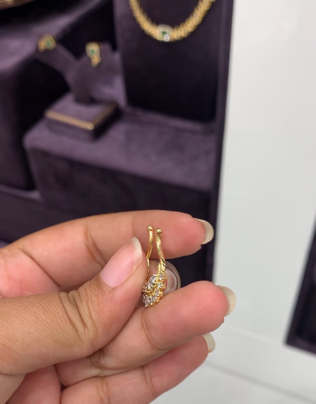Trendy spectrum nose pin diamond replica