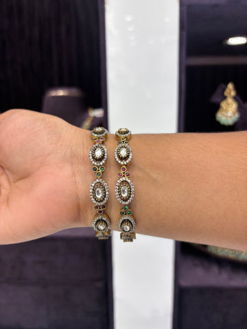 Mehandi bangles