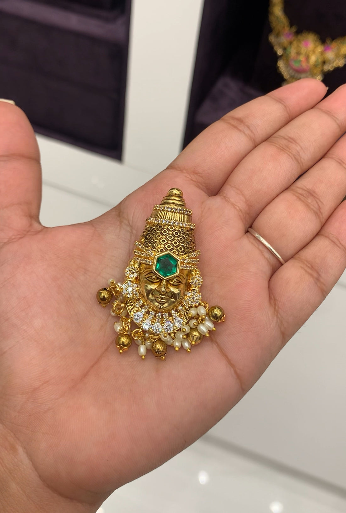 Beautiful balaji pendant with hook