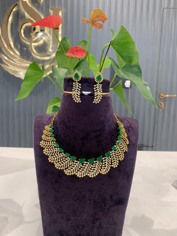 Beautiful partywear necklace