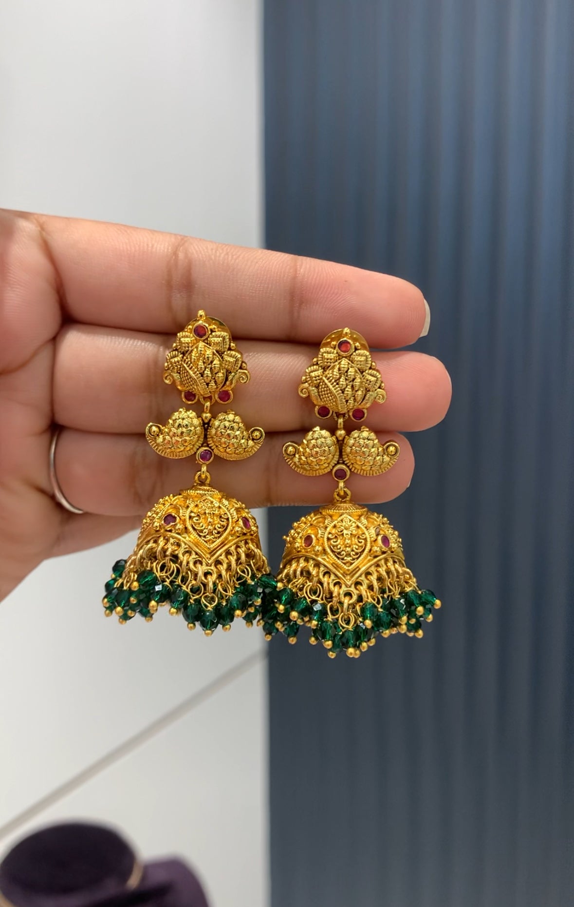 Beautiful customised nakhi jumkies