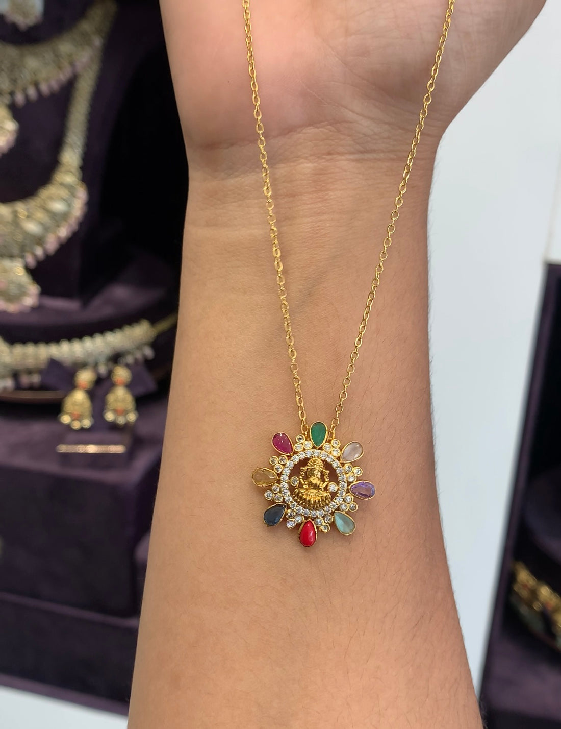 Beautiful Lakshmi NAVARATHAN locket with simple chain