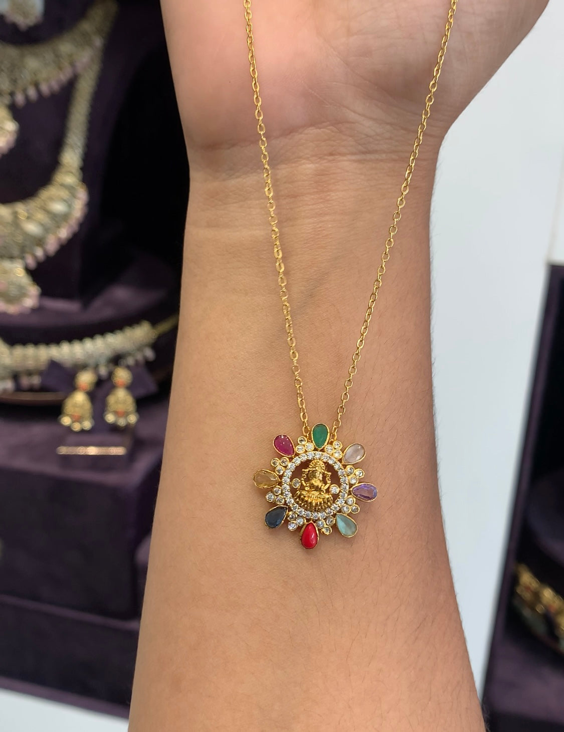 Beautiful Lakshmi NAVARATHAN locket with simple chain