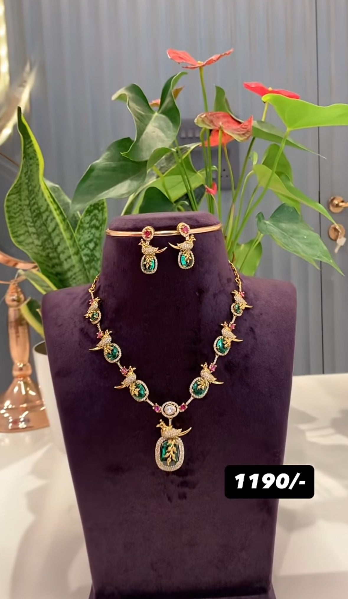 Beautiful parrot necklace