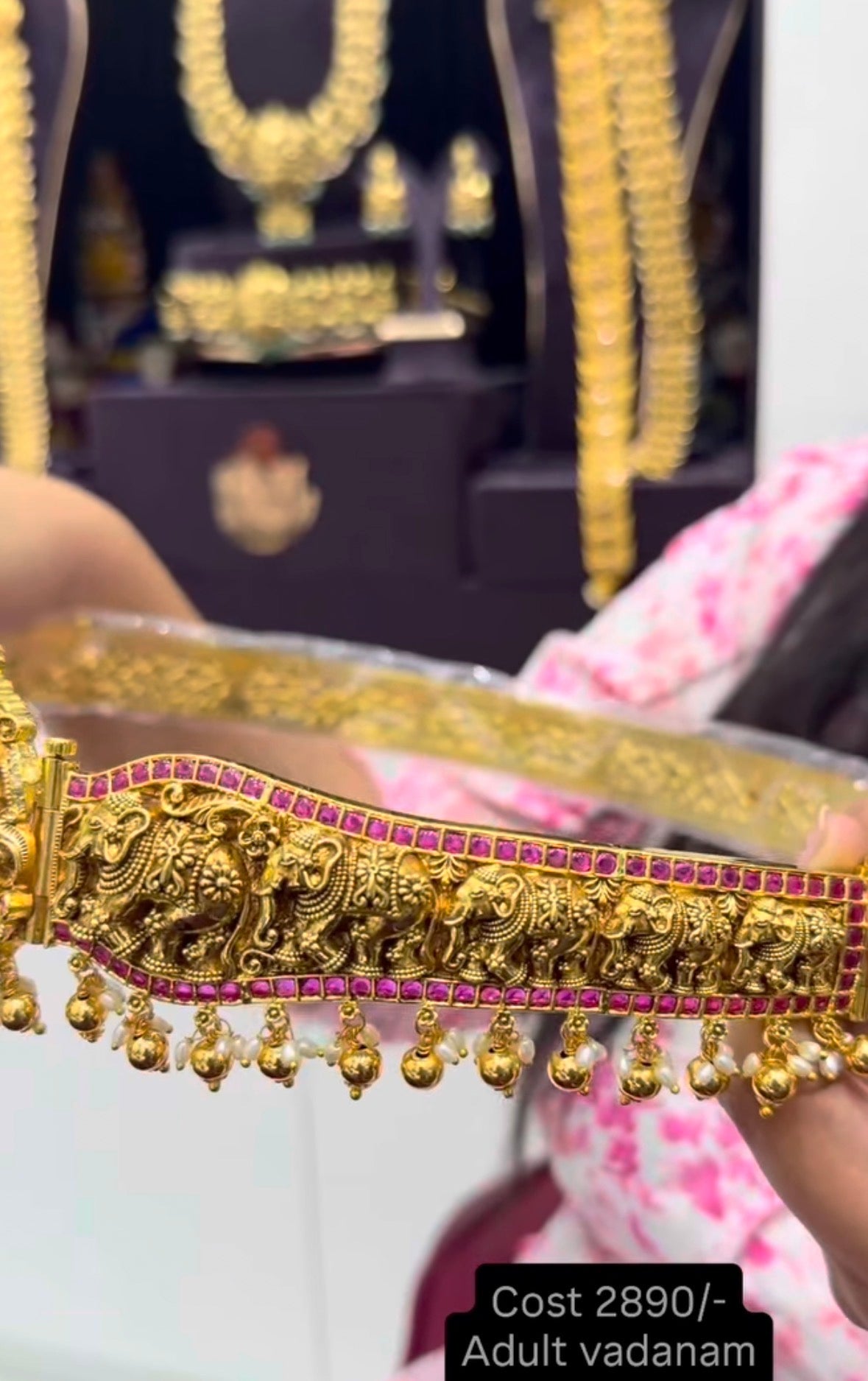 Beautiful adult belt vaddanam