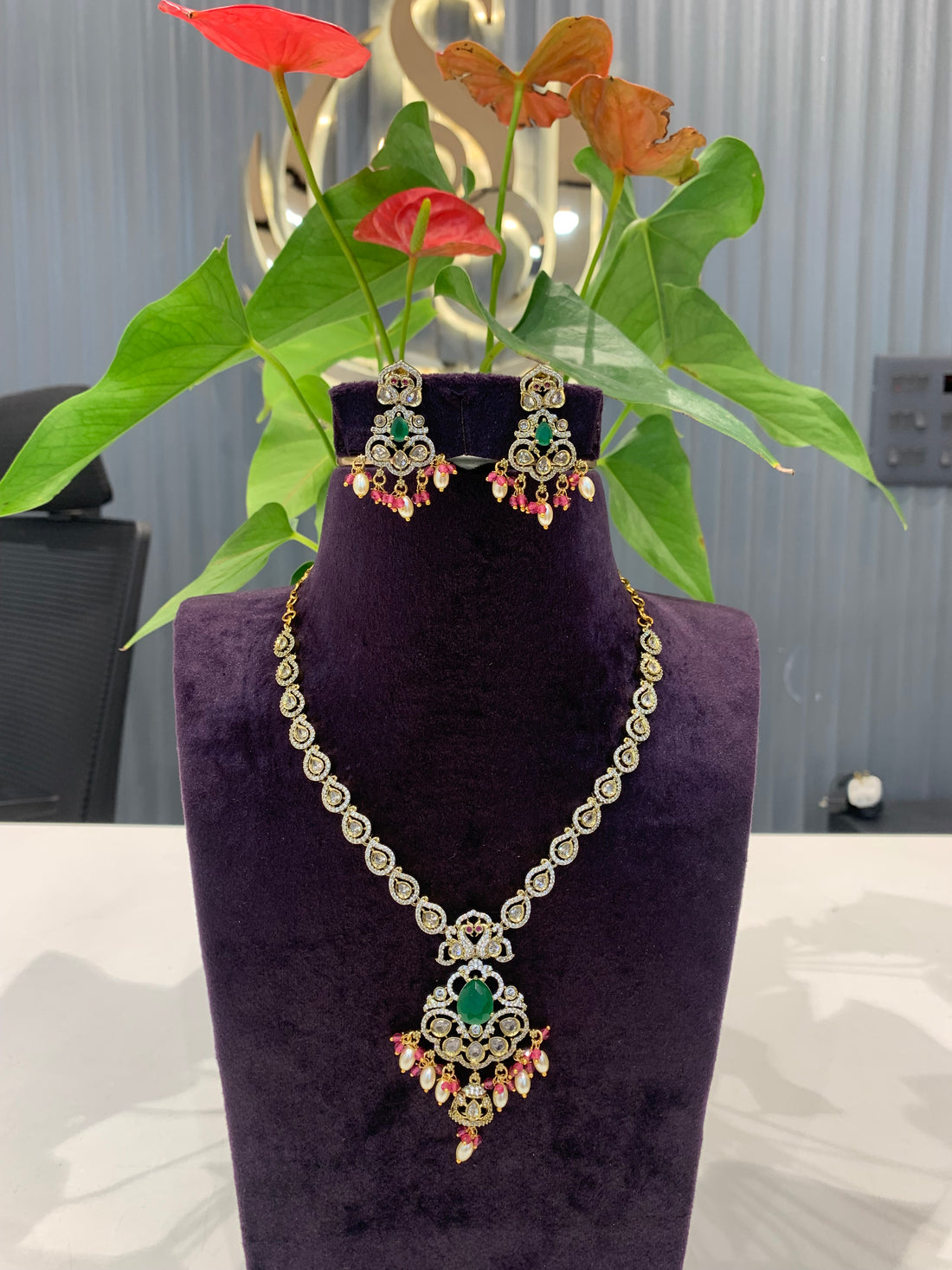 Beautiful simple necklace