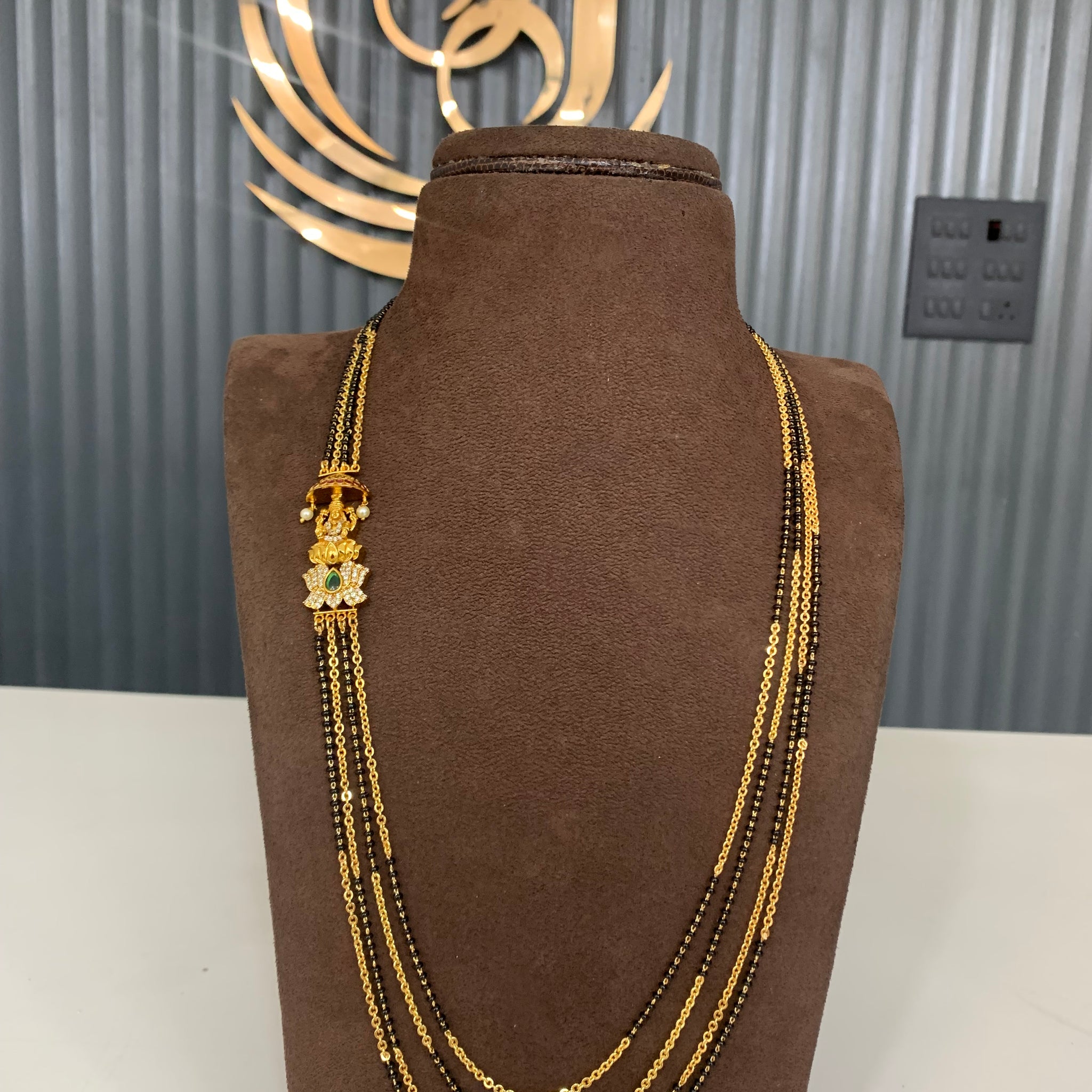 Beautiful chandraharam set