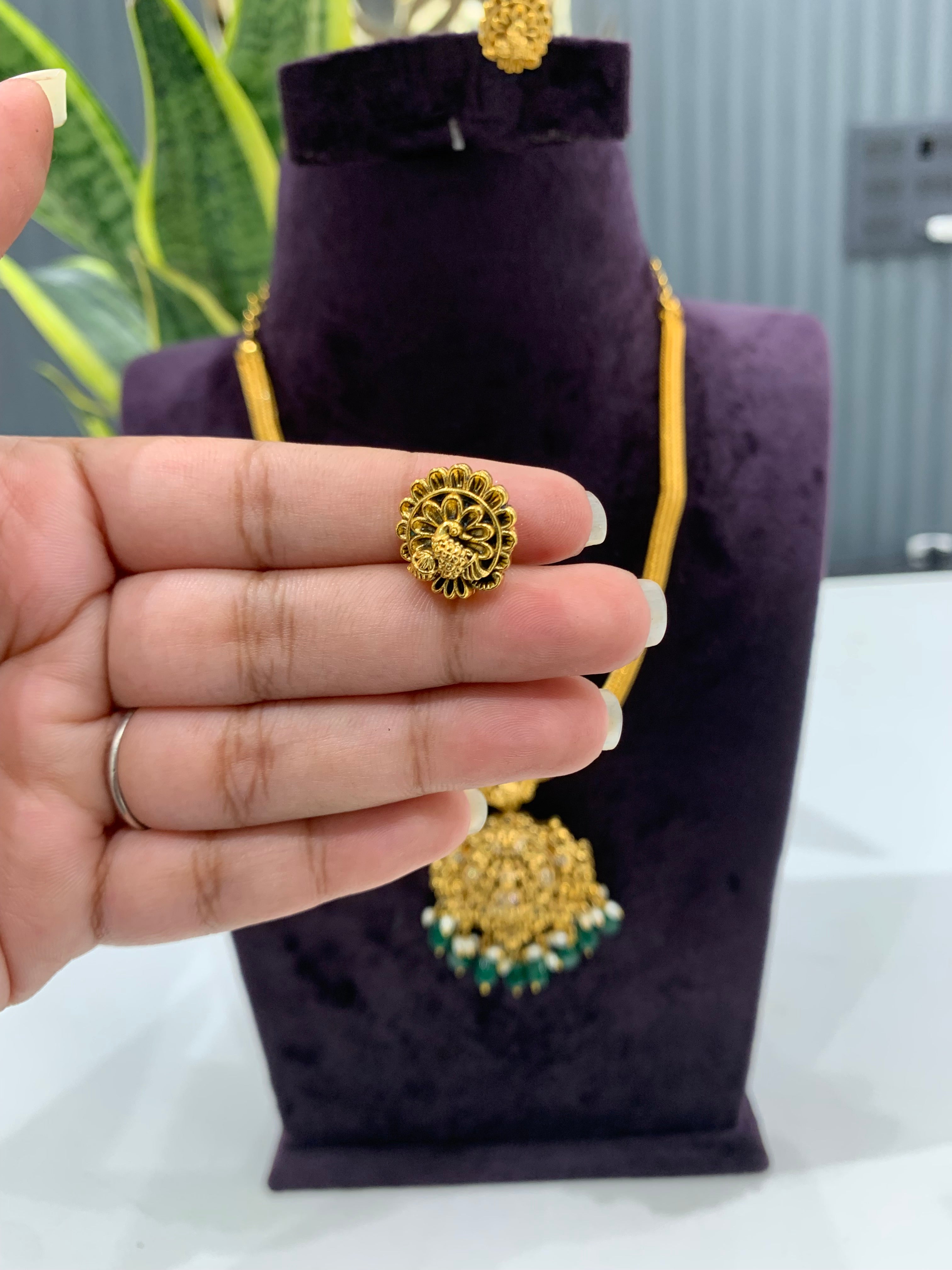 Beautiful neckset