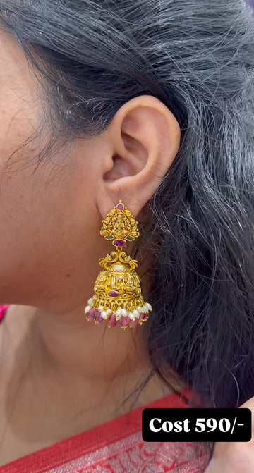 Beautiful nakshi jumkies
