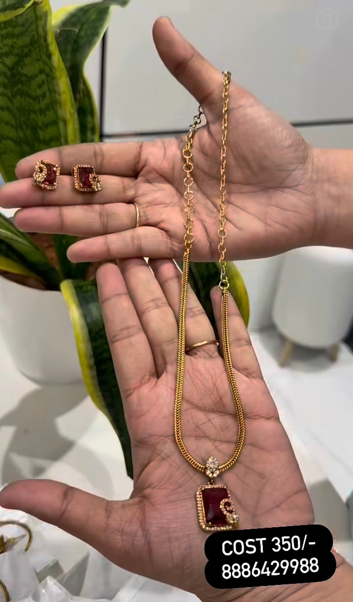 Beautiful Red Stone Pendent Set