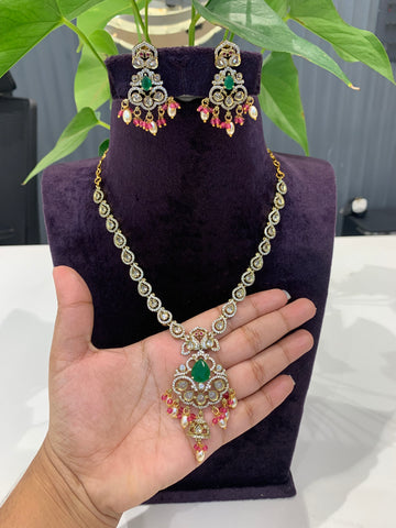 Beautiful simple necklace