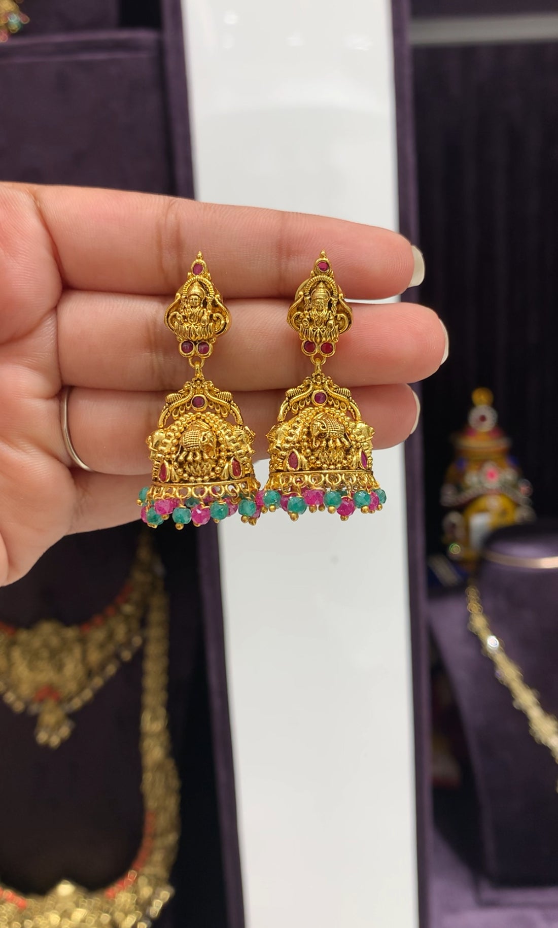 Beautiful nakshi 3D jumkies