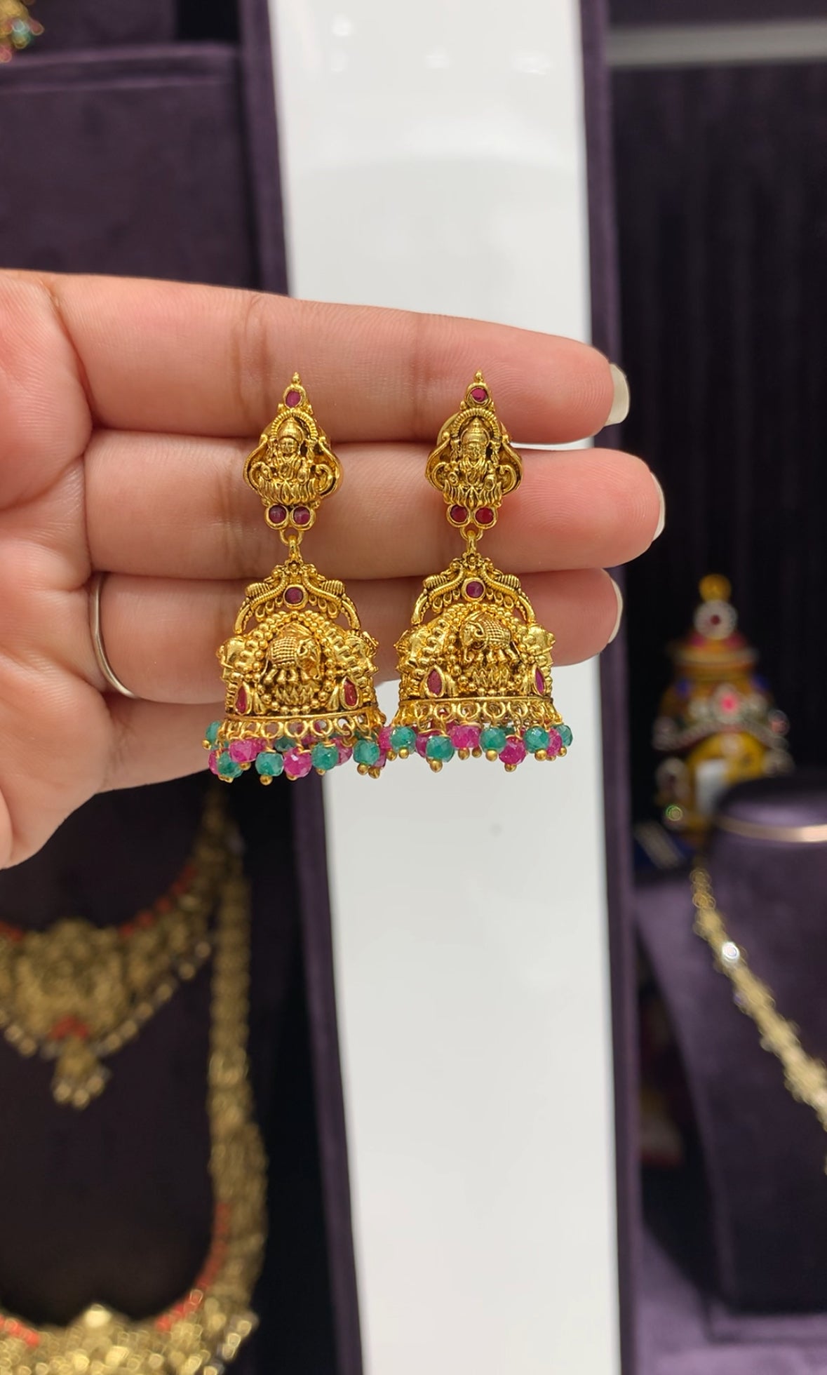 Beautiful nakshi 3D jumkies