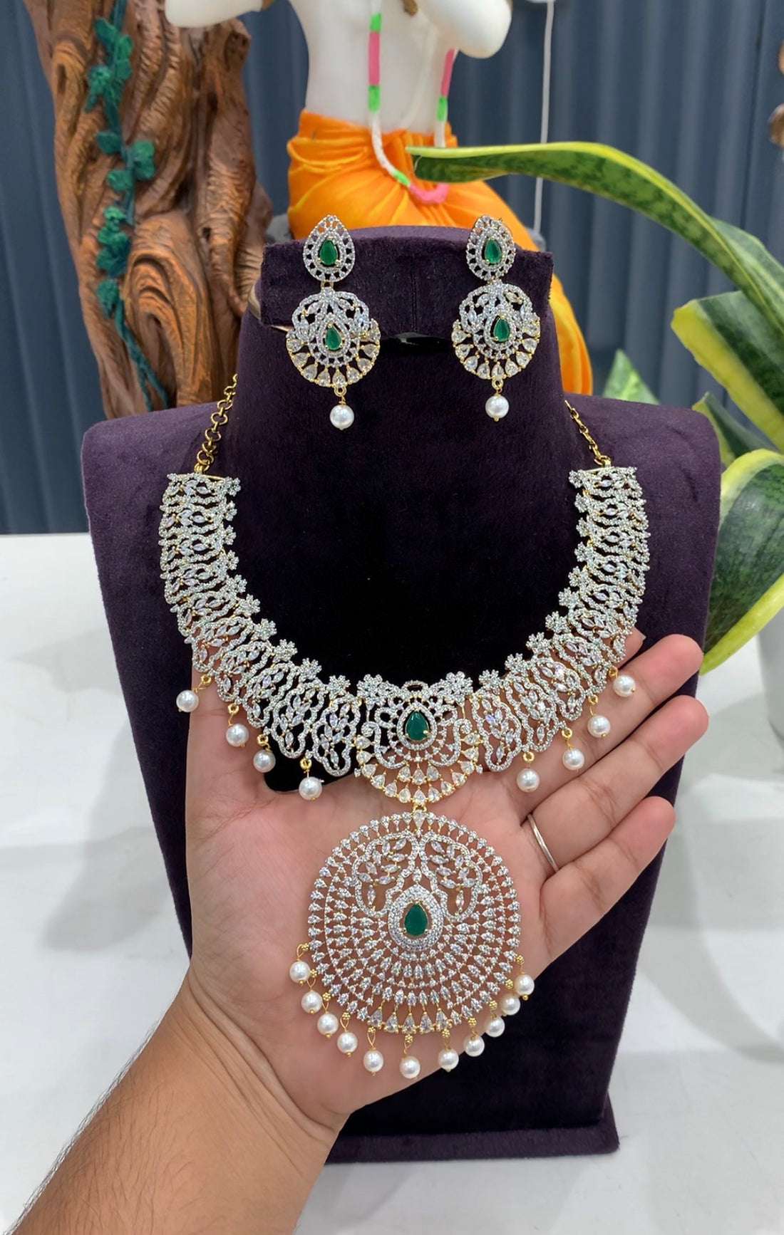 Beautiful GJ Necklace
