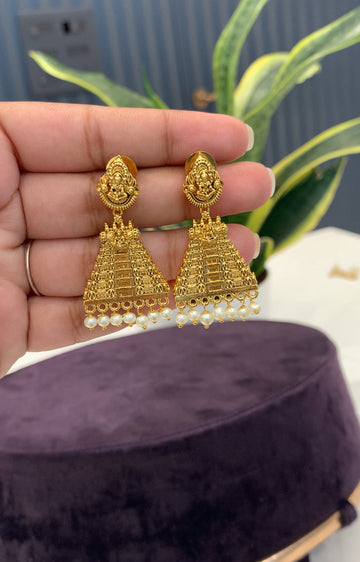 Beautiful gold replica earrings