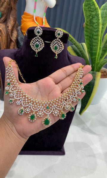 Beautiful GJ polish mini chocker earrings with screwback