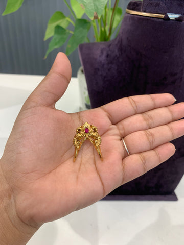 Beautiful adjustable vanki hand ring
