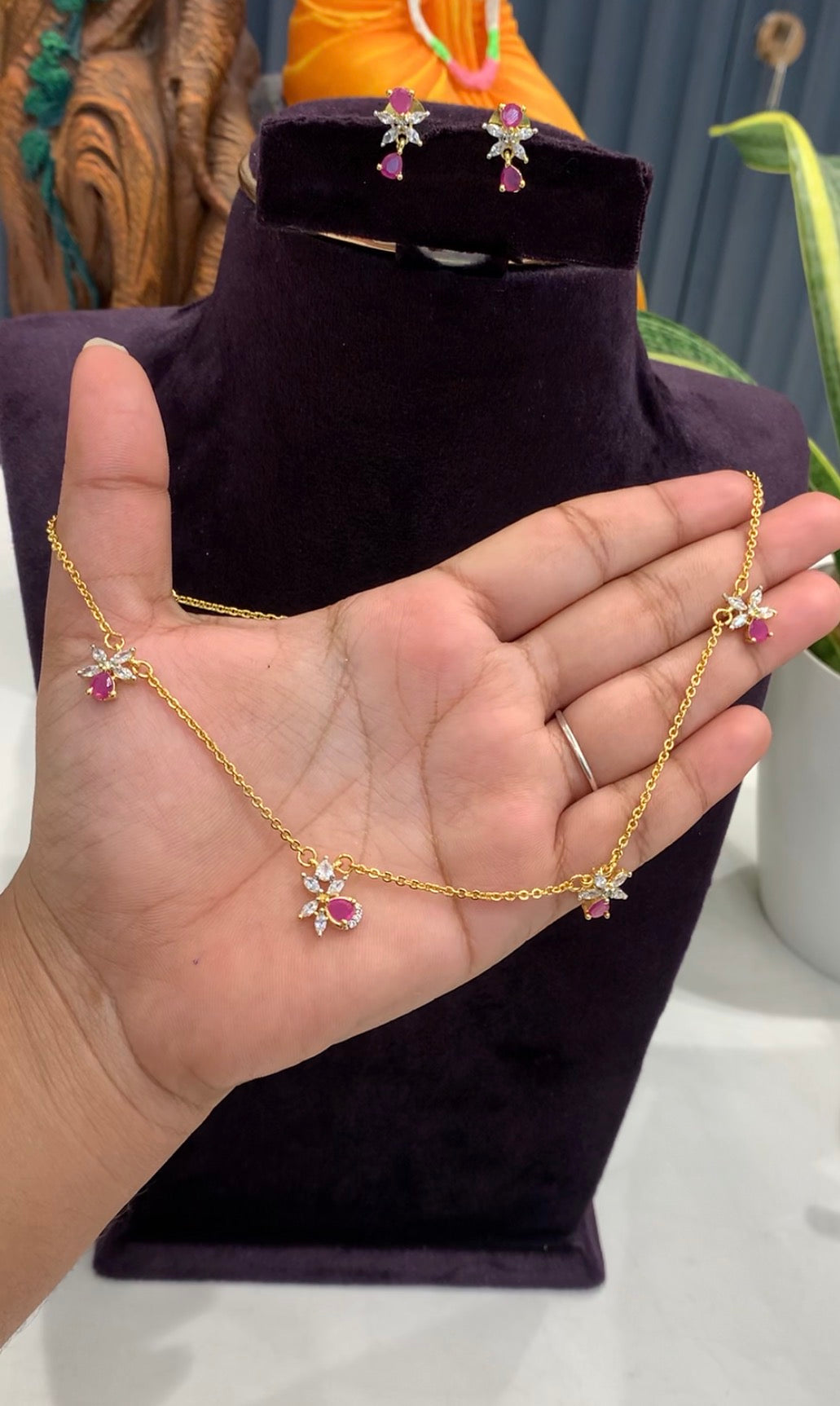 Beautiful Simple chandraharam Chain 15-16 inchs
