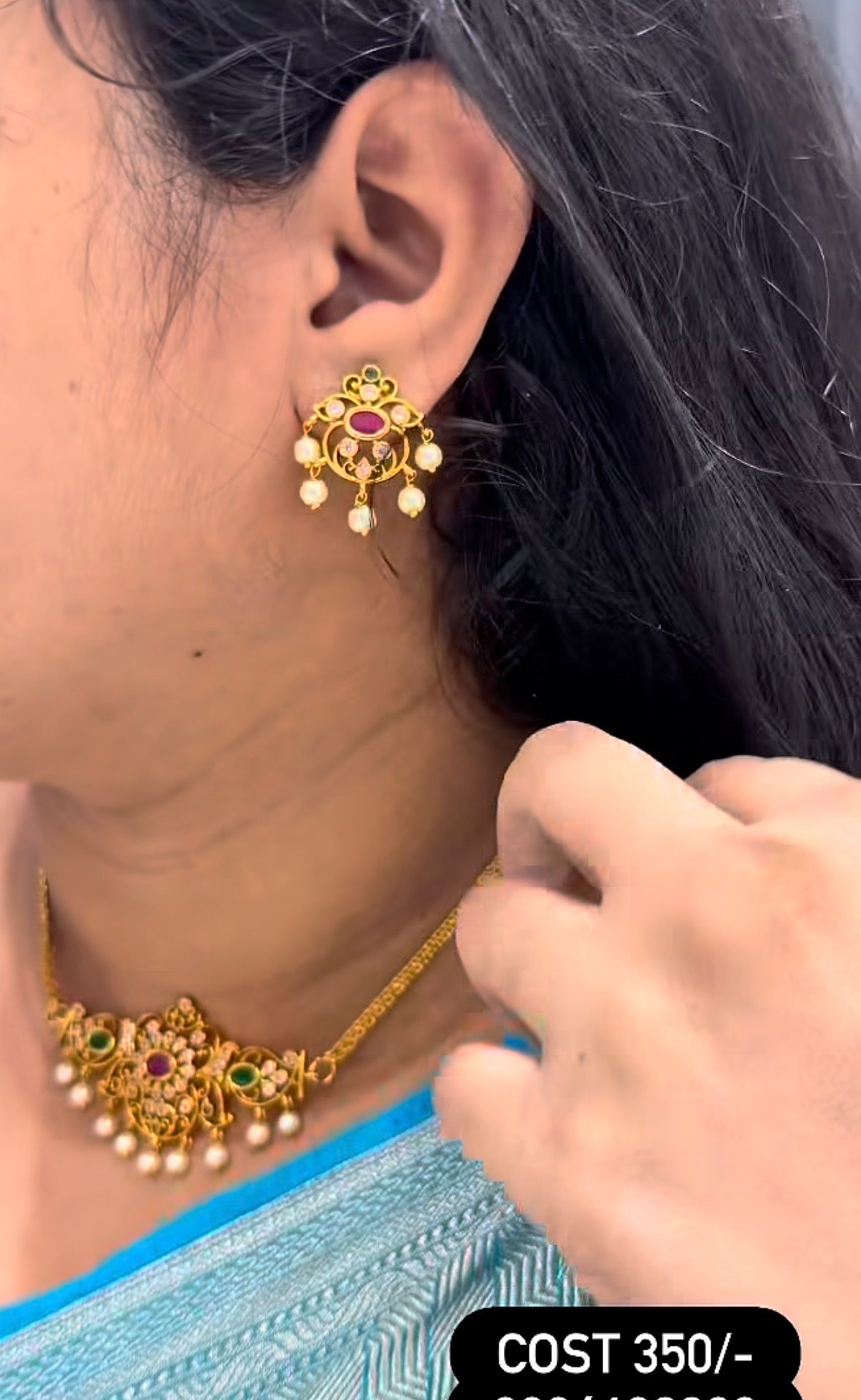 Beautiful mini chocker