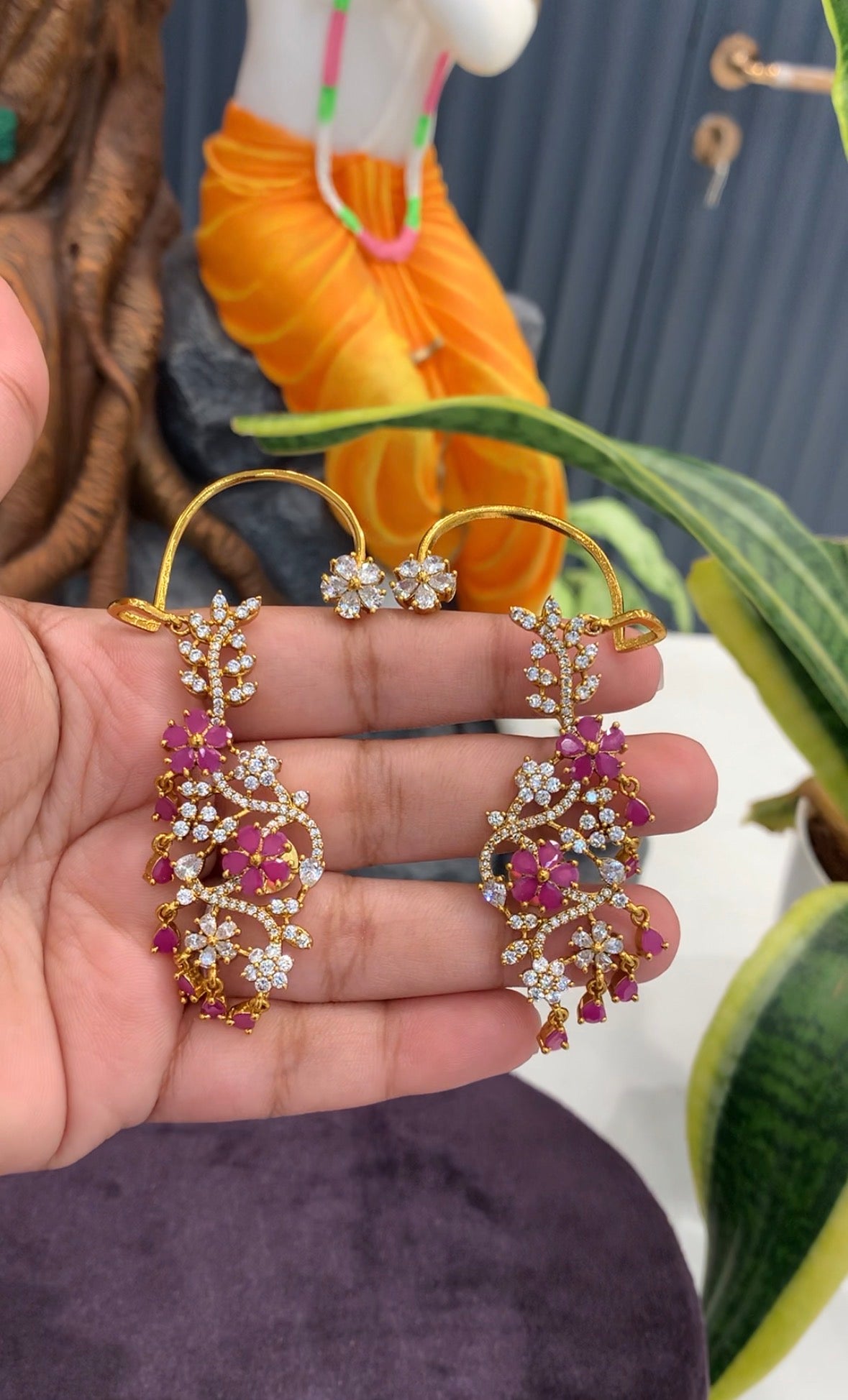 Beautiful earcuffs