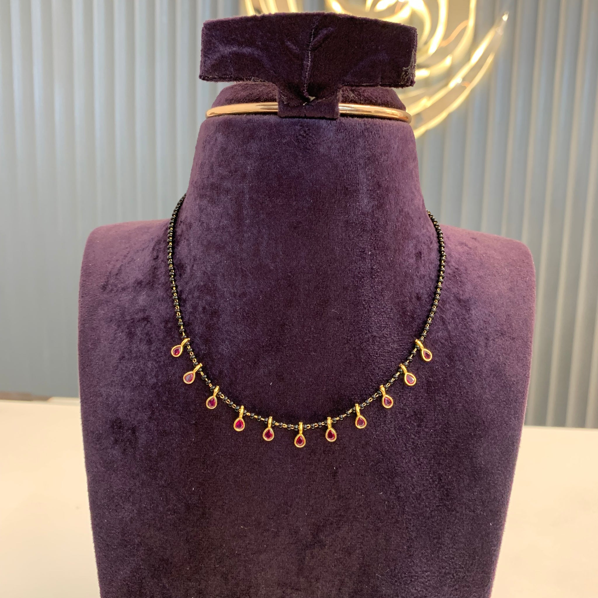 Beautiful trendy drop style black beads