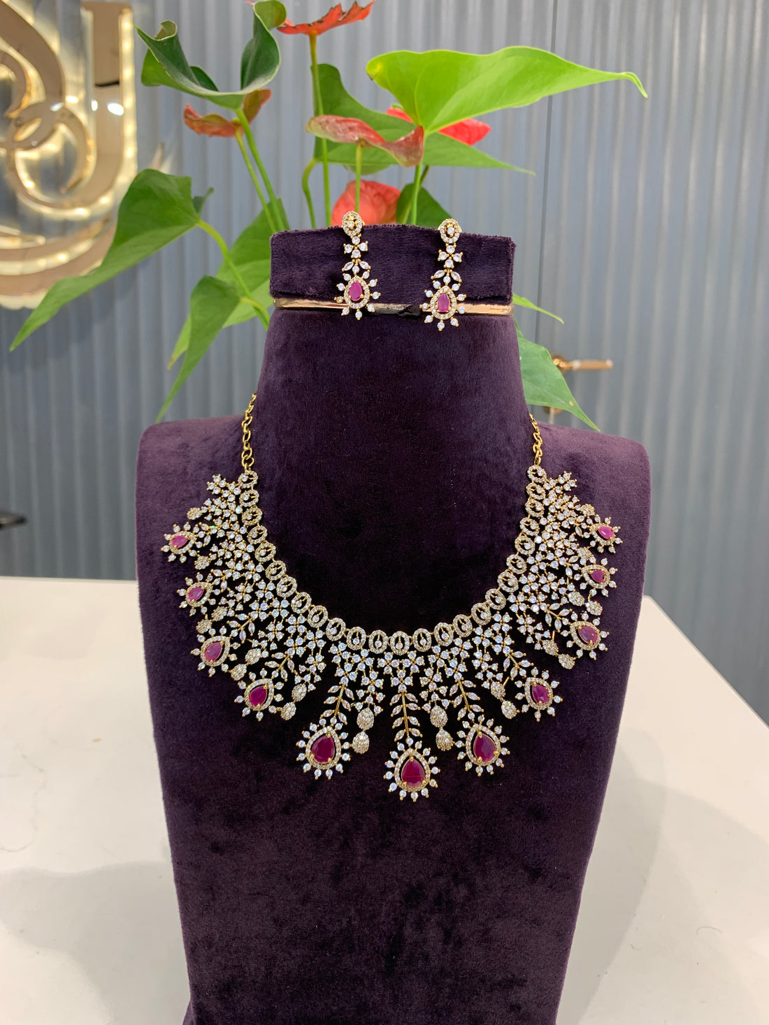 Beautiful ruby neckset