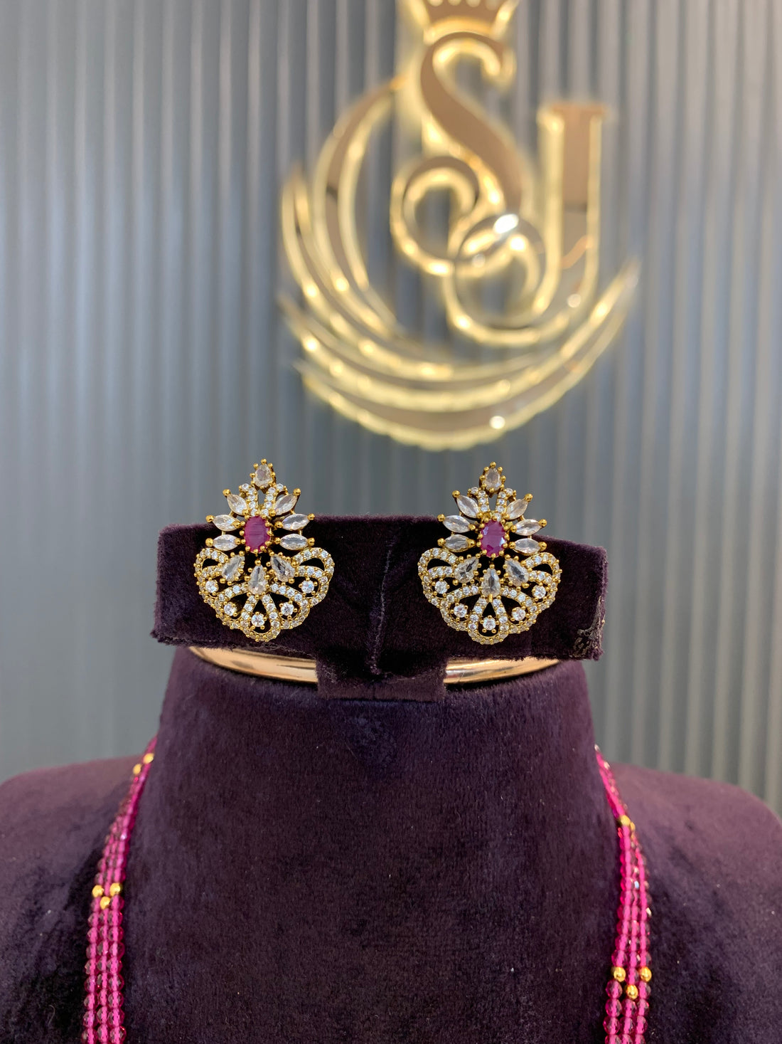Beautiful beads set