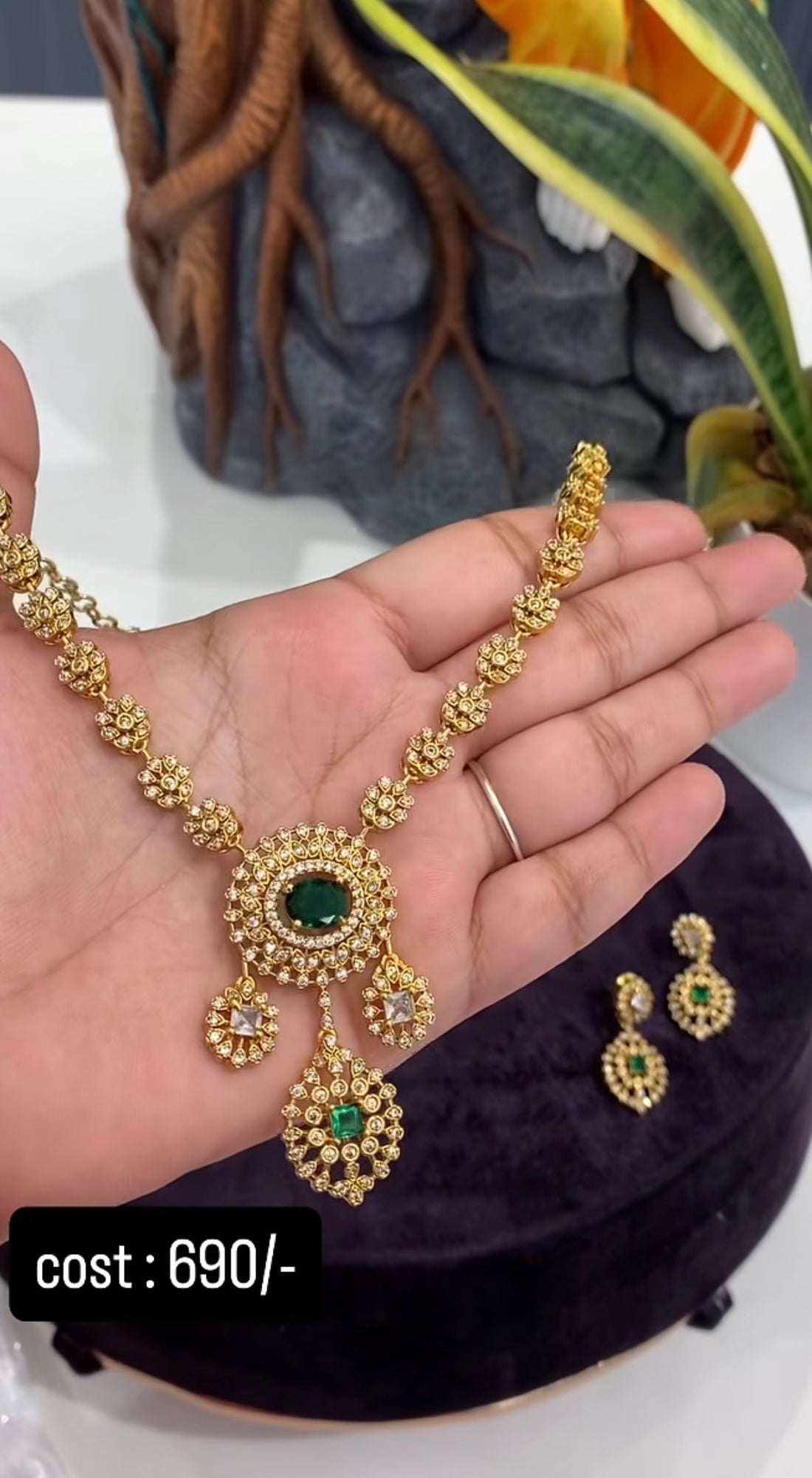 Beautiful simple necklace