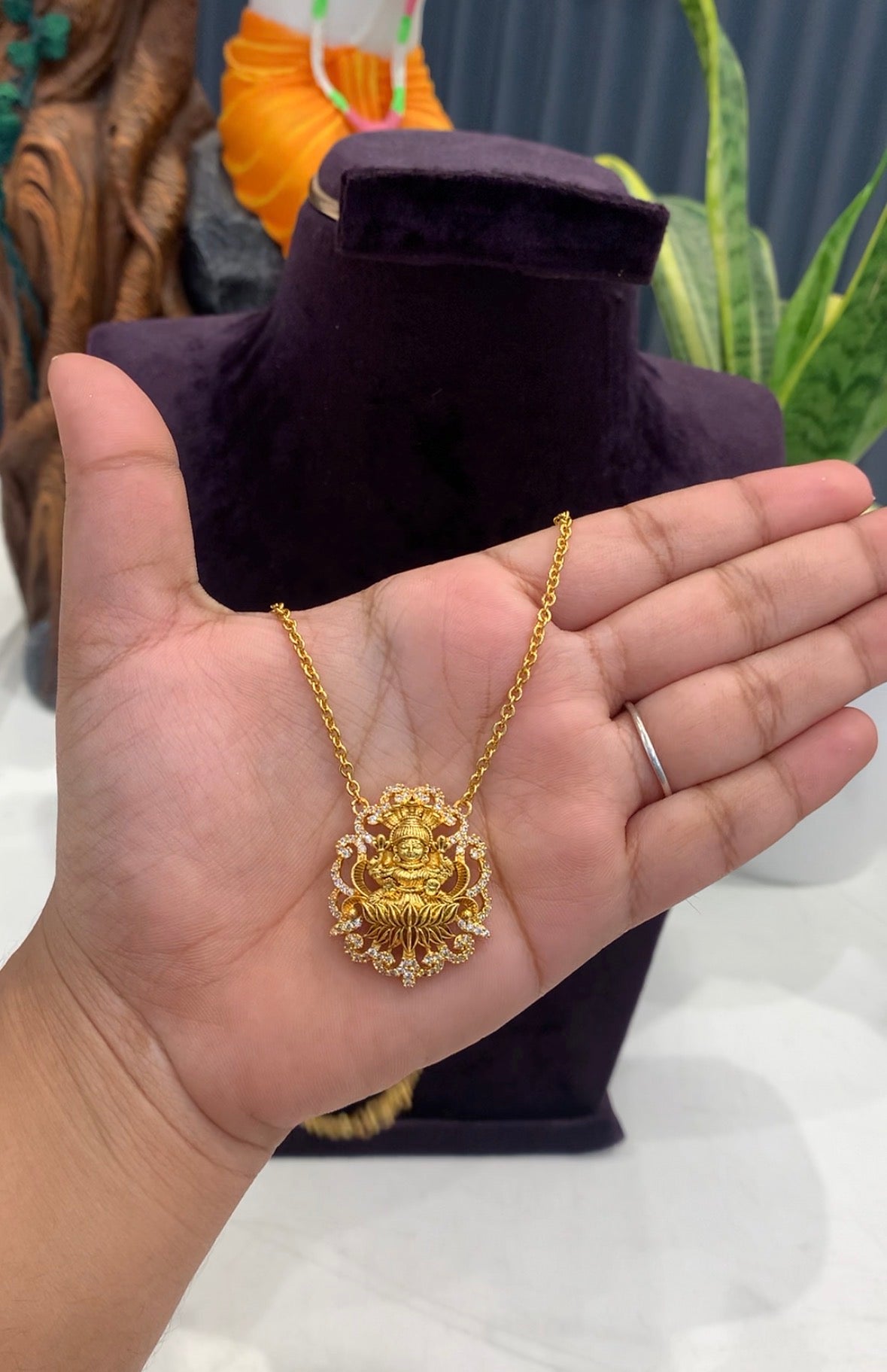 Beautiful customised chandraharam with traditional locket 18inchs