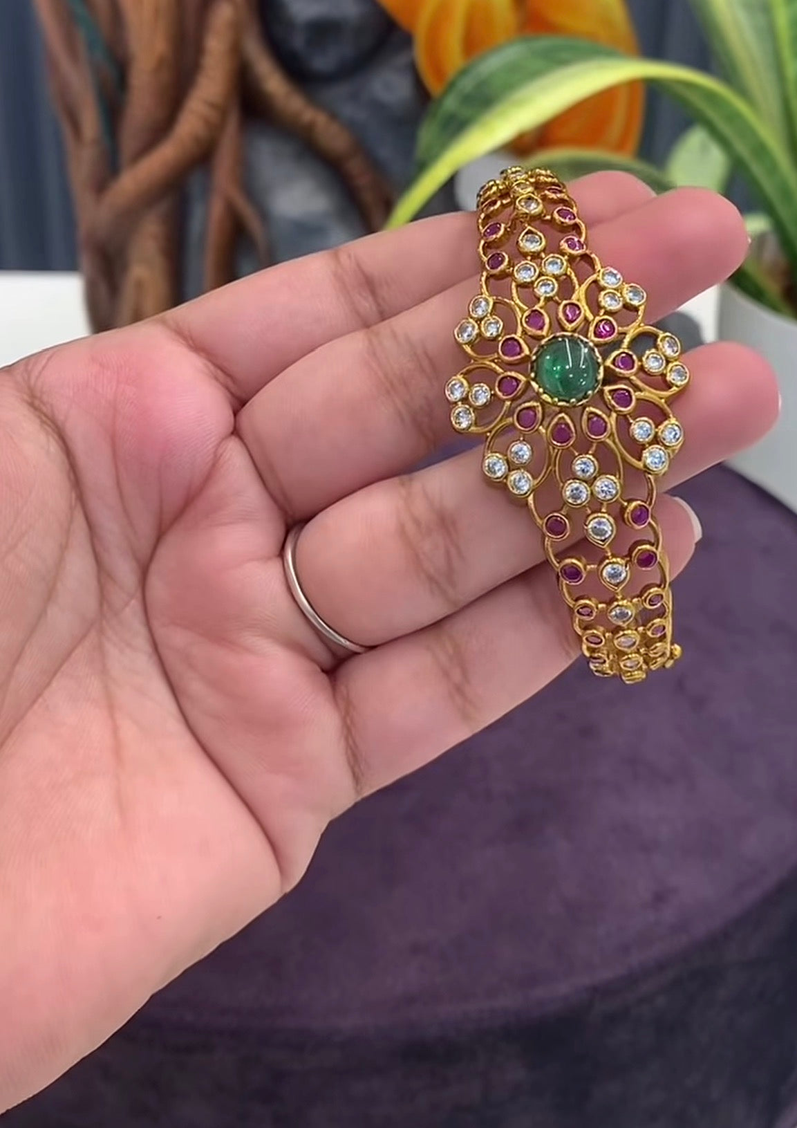 Beautiful bracelet free size