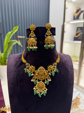 Beautiful kanti pattern necklace