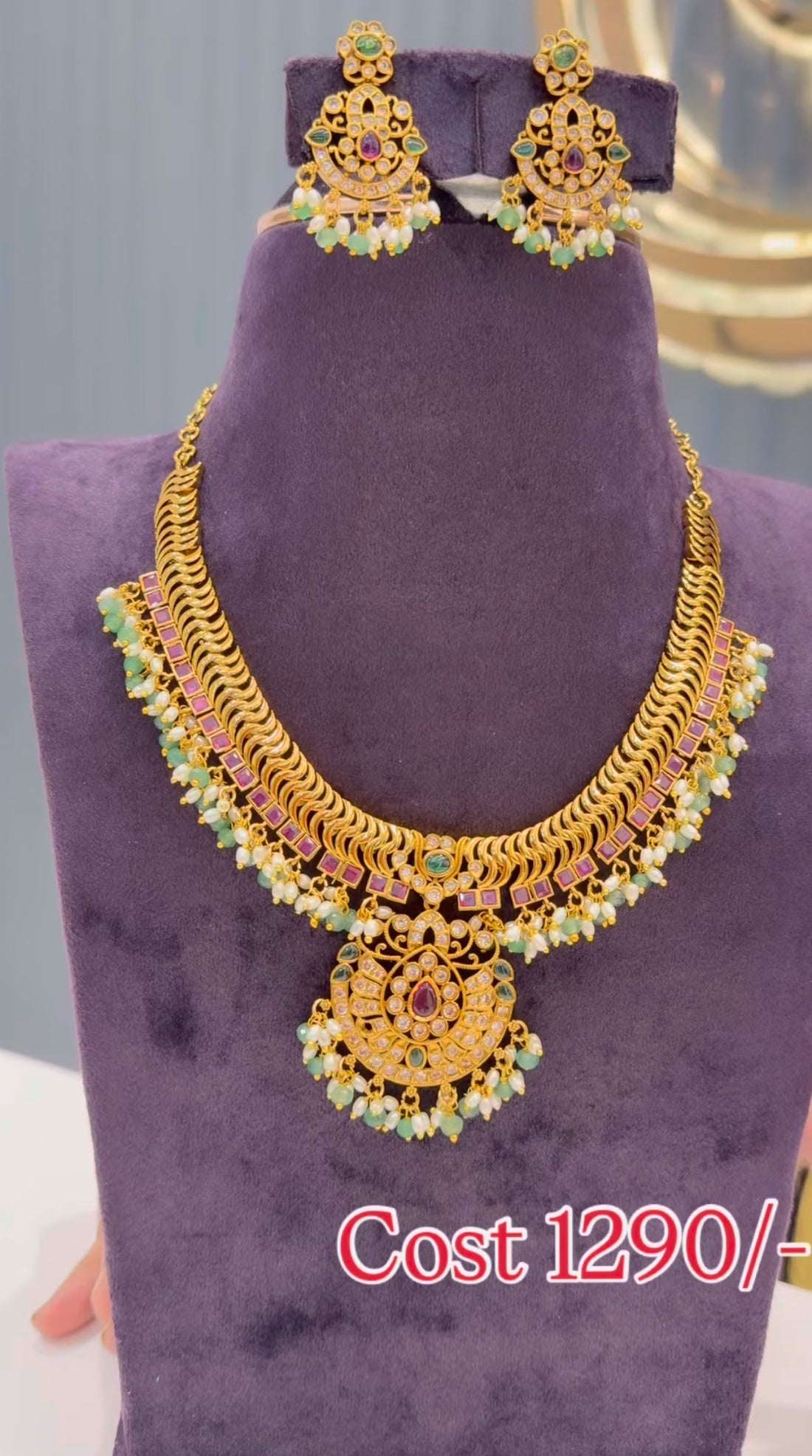Beautiful jilebi necklace