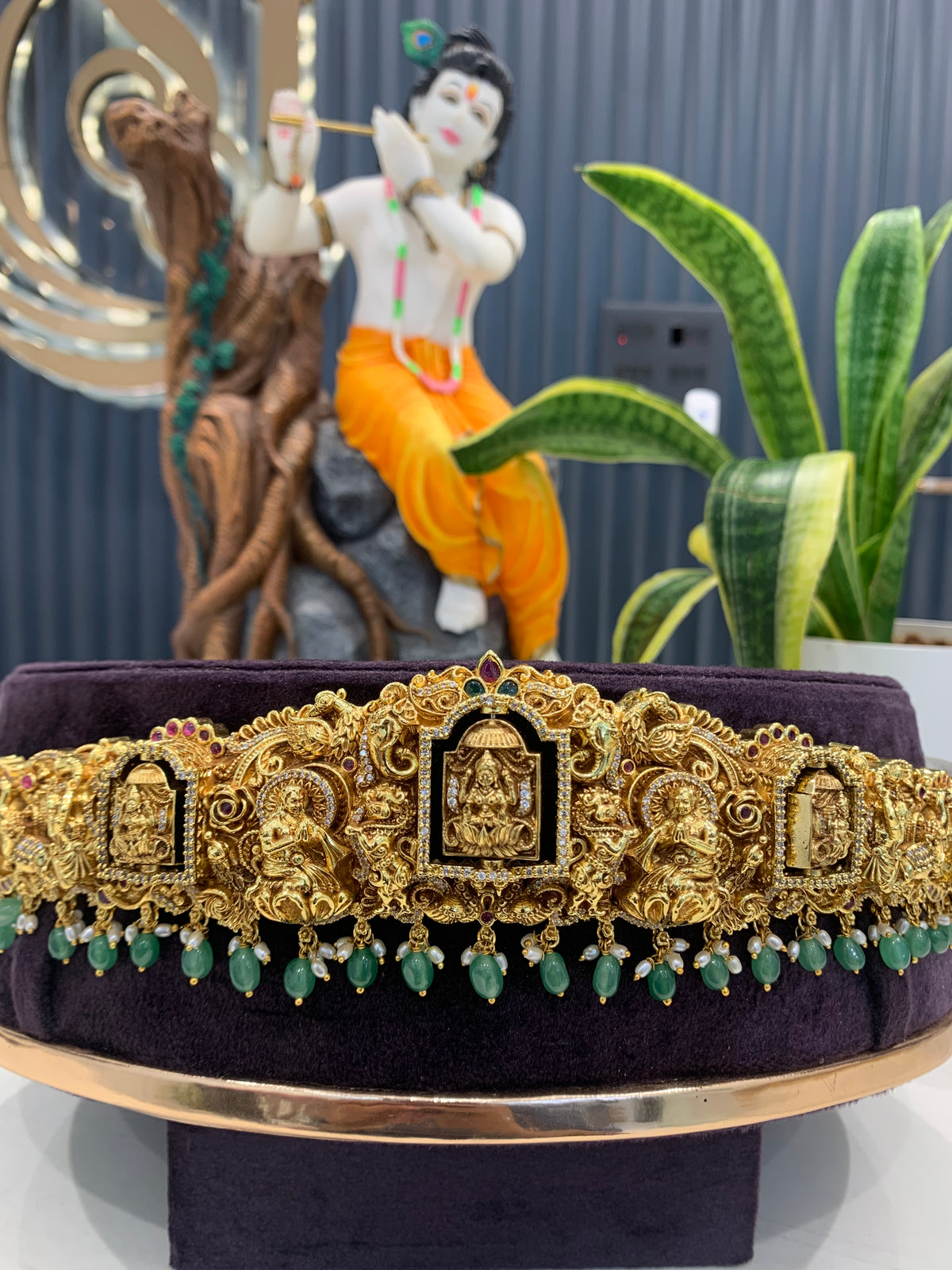 Beautiful nakshi rotatable 2 in 1 vaddanam