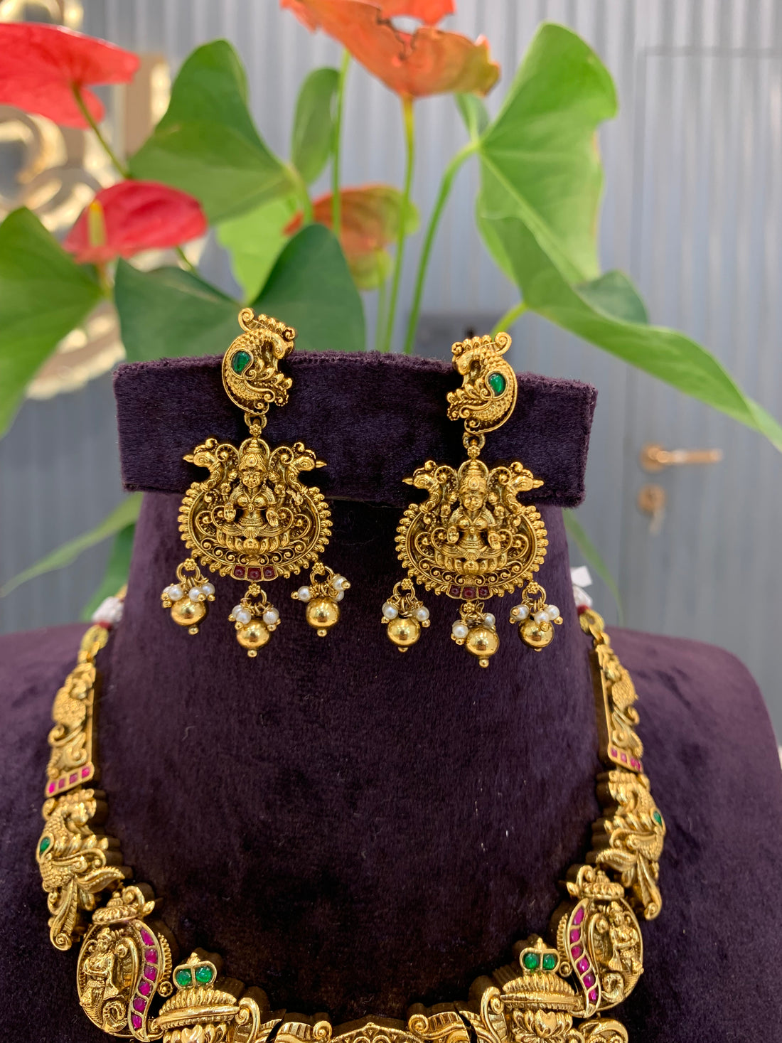 Beautiful jadav kundhan neckset